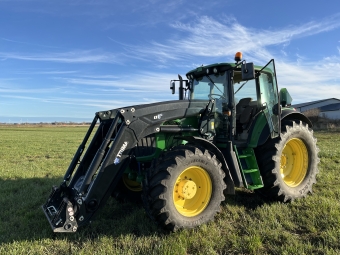 JOHN DEERE 6920S AQ TRAKTOR John Deere 6920S AQ TRAKTOR 650/65X38  540/65X28  TLS  AQ  HYTTFJDRING  3DLV. UTTAG  TRIMA Q6M FRONTLASTARE FRN -17
...
MNR 18042
...
PRIS EXKL. MOMS: 469.000:-
...
Vi reserverar oss fr felskrivning. Kontakta alltid oss innan du ker och tittar, s vi kan skerstlla att maskinen finns p plats.
