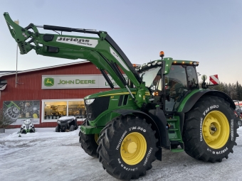 John Deere 6R 215 Utr John Deere 6R 215 Fullutrustad John Deere 6R 215 med L Q7M-lastare i nyskick
Command-PRO
Autotrac frberedd

Mjlighet till subventionerad rnta.