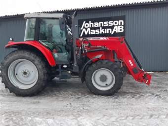 MASSEY FERGUSON 5480 T3 FRONTLYFT, PTO & MF 955 LASTARE vrigt MASSEY FERGUSON 5480 T3 540/65R38 440/65R28
Hydualisk slpv broms
CCLS Hydualik 110L/min 
3x dubbelverkand uttag bak
Hyttfjdring
Frontlyft 2,5ton+Front PTO
Luft stol
MF 955 Lastare Euro/sms 3-e funktion dmpare