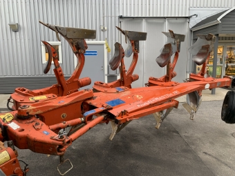 Kuhn Vxelplog 4-Skr 121 4E NSH 90 cm vrigt Multimaster 121 4E NSH 90cm Kuhn Vxelplog 121 4E
Arbetsbredd 4x18"
Plogkropp H4