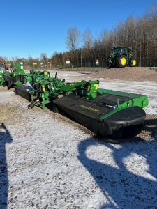 JOHN DEERE R870R BUTTERFLY SLTTERKROSS John Deere R870R BUTTERFLY SLTTERKROSS FRHJDA SLPSKOR  BALK HGER SIDA BYTT UNDER SSONG 2024 GTT MINIMALT EFTER BYTET
...
MNR 21130
...
PRIS EXKL. MOMS: 279.000:-
...
Vi reserverar oss fr felskrivning. Kontakta alltid oss innan du ker och tittar, s vi kan skerstlla att maskinen finns p plats.
