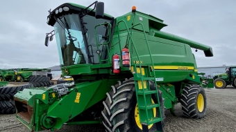 JOHN DEERE T660 TRSKA (KUND) John Deere T660 TRSKA (KUND) KUNDFRMEDLING
...
JOHN DEERE 625R SKRBORD P VAGN  
NYSERVAD & GENOMGNGEN FEB. 2025  
SLLKASSE UTBYTT 2017  
2 GARE TOTALT  
DRIFTSTID: CA 2458 MOTOR- / 1673 VERKTIMMAR
...
MNR 28680
...
PRIS EXKL. MOMS: 1.075.000:-
...
Vi reserverar oss fr felskrivning. Kontakta alltid oss innan du ker och tittar, s vi kan skerstlla att maskinen finns p plats.
