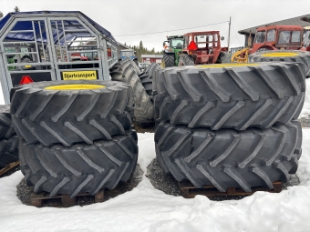 Kompletta Hjul 2st 650/75R38 och 2st 600/65R28 John Deere Kompletta hjul p JD flg 