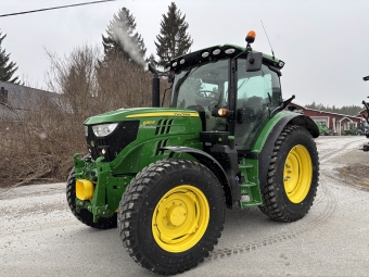 Traktor John Deere 6130R Med Frontlyft/pto John Deere 6130R med frontlyft/PTO 