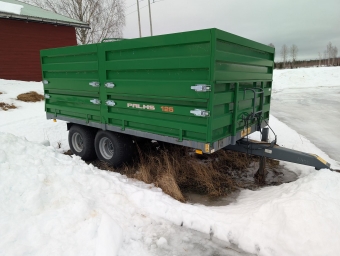Traktorvagn Palms 125 Palms 125 Denna maskin omfattas ej av ML Trygghetskp 3mn/100tim
Maskinen sljes fr kunds rkning utan garanti.
Fr mer information kontakta din sljare.