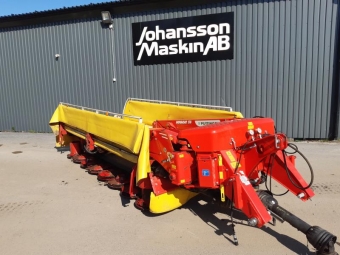 PTTINGER S10 SLTTERMASKIN vrigt PTTINGER S10 BUTTERFLY 199000 ex moms 
Hga slitmedar 40mm
Strngtallrikar yttre
Anpassad till 3,6m frontsltter kan anpassas till 3,0 front
Arbetsbredd upp till 10 meter
Krd 3 sommrar
2020