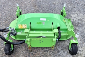 Klippaggregat Avant 150cm Avant Avant klippaggregat 150cm -- Lite anvnd --
Arbetsbredd: 150cm 
Knivar: 3 st 
Stubbhjd: 25 - 100 mm 
Hjd: 450 mm 
Art.nr A37548 
Nypris 67 800,00 kr