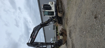 TEREX TC125 GRVARE (KUND) vrigt TEREX TC125 GRVARE (KUND) KUNDFRMEDLING KONTAKTA HASSE 073-3172240 FR MER INFORMATION OM MASKINEN
...
NY CYLINDER BOM  INKL.REDSKAP
...
MNR 31054
...
PRIS EXKL. MOMS: 659.000:-
...
Vi reserverar oss fr felskrivning. Kontakta alltid oss innan du ker och tittar, s vi kan skerstlla att maskinen finns p plats.
