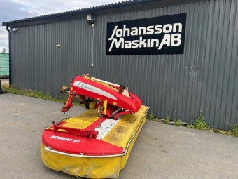 PÖTTINGER ALPHA MOTION 306 FRONTSLÅTTER Övrigt PÖTTINGER ALPHA MOTION 306 FRO 40 MM SLÄPSKOR
SENSOR FÖR GEMENSAM UPPFLYFT MED BAKRE MASKIN
STRÄNGTALLRIKAR
FLÖDESKONOR
A-RAM