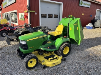 kgrsklippare John Deere X748 m. klippdck 62"(SD) John Deere X748 med 157cm klippd. uppsaml Klippdck 62"(SD)1830mm
Uppsamlare 580 JD