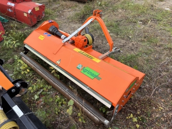 Slagklippare Agrimaster 1900 med Y-slagor och K-axel Agrimaster Slagklippare 1900 med K-axel 