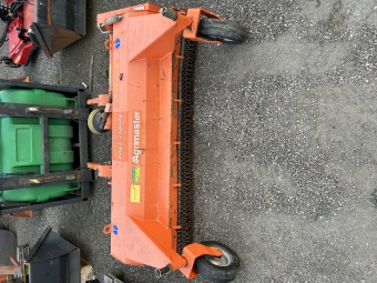 AGRIMASTER SPIDER 180 SLAGSLTTER JD (KUND) Agrimaster SPIDER 180 SLAGSLTTER JD KUNDFRMEDLING
...
AGRIMASTER SPIDER 180 SLAGSLTTER 
ARBETS BREDD 180. EFFEKTBEHOV 25-30HK. VIKT 340KG. KRAFT UTTAGS VARV 2000. Y-KNIVAR 48+24. KIL REMMAR 3ST.
PASSAR JOHN DEERE 1585 OCH 1575
...
MNR 28598
...
PRIS EXKL. MOMS: 30.000:-
...
Vi reserverar oss fr felskrivning. Kontakta alltid oss innan du ker och tittar, s vi kan skerstlla att maskinen finns p plats.
