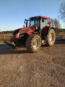 VALTRA T203 DIRECT TRAKTOR FR.LYFT Valtra T203 DIRECT TRAKTOR FR.LYFT TWIN TRAC  650/65X42 540/65X30 CA 80%  NYRENOVERAD LDA
...
MNR 39441
...
PRIS EXKL. MOMS: 689.000:-
...
Vi reserverar oss fr felskrivning. Kontakta alltid oss innan du ker och tittar, s vi kan skerstlla att maskinen finns p plats.

