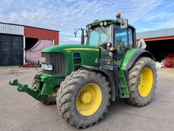 JOHN DEERE 7530 COMMANDARM TRAKTOR FR.LYFT John Deere 7530 COMMANDARM TRAKTOR ZUIDBERG 3.5T FRONTLYFT  650X42 540X30  PIRELLI  TLS  HMS  HCS
JD ELSERVO  CLIMA TRAC  PASS.STE  GLASTAK  HYDR.V.BROMS
...
MNR 8682
...
PRIS EXKL. MOMS: 675.000:-
...
Vi reserverar oss fr felskrivning. Kontakta alltid oss innan du ker och tittar, s vi kan skerstlla att maskinen finns p plats.
