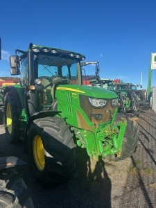 JOHN DEERE 6130R AP TRAKTOR FR.LYFT John Deere 6130R TRAKTOR AUTOPOWER FRAMAXELFJDRING EXTRA LJUS BLIXTRAMP P TAKET 
HEL OCH HALVLJUS VID HYTTSTOLPE LUFTSSTOL BAKRUTETORK
FRAMSKRMAR SKRMBREDDARE BAK
FR.LYFT  600/65X38 540/65X24  JD ELSERVO  
3 DUBB.UTTAG  COMMANDARM  40 KM
VAGNSBROMS
...
MNR 24195
...
PRIS EXKL. MOMS: 1.025.000:-
...
Vi reserverar oss fr felskrivning. Kontakta alltid oss innan du ker och tittar, s vi kan skerstlla att maskinen finns p plats.
