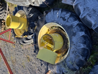 Dubbelmontage Firestone 520/70 R38 JD fälg Firestone Dubbelmontage JD 