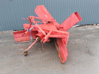 SNÖSLUNGA V -SLUNGA Övrigt SNÖSLUNGA V -SLUNGA ca 220 bred
k-axel ingår