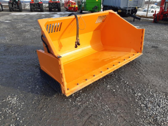 OPTIMAL KLAFFSKOPA 2,5 KUBIK STORA BM Övrigt OPTIMAL KLAFFSKOPA 2,5 KUBIK Kampanjpris 109900 ex moms
12v ventil Monterad
Teknisk data
Vikt kg	750
Slitstål	Bultat
Klaffbredd cm	83
Fäste	Stora BM
Ventil 24V/12V	Standard/Tillval
Totalbredd cm	415
Bredd cm	250
Djup cm	130
Höjd cm	105