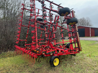 VÄDERSTAD NZE 800 HARV Väderstad NZE 800 HARV 123P
...
MNR 39848
...
PRIS EXKL. MOMS: 93.000:-
...
Vi reserverar oss för felskrivning. Kontakta alltid oss innan du åker och tittar, så vi kan säkerställa att maskinen finns på plats.
