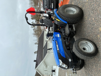 SOLIS H26 KOMPAKTTRAKTOR Övrigt SOLIS H26 KOMPAKTTRAKTOR MNR 39993
...
PRIS EXKL. MOMS: 110.000:-
...
Vi reserverar oss för felskrivning. Kontakta alltid oss innan du åker och tittar, så vi kan säkerställa att maskinen finns på plats.
