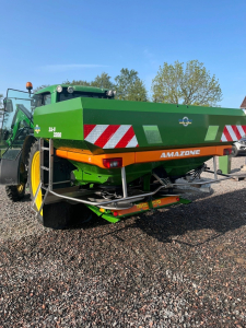 AMAZONE ZA-V 3200 GÖDSELSPRIDARE (KUND) Amazone ZA-V 3200 GÖDSELSPRIDARE (KUND AMATRON 4 DISPLAY
...
MNR 40067
...
PRIS EXKL. MOMS: 189.000:-
...
Vi reserverar oss för felskrivning. Kontakta alltid oss innan du åker och tittar, så vi kan säkerställa att maskinen finns på plats.
