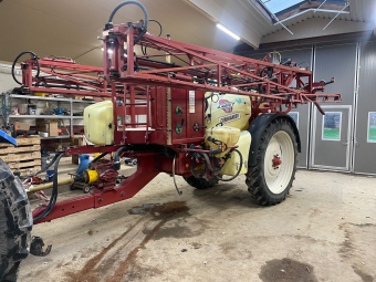 HARDI NAVIGATOR 2800 SPRUTA 24M RAMP Hardi NAVIGATOR 2800 SPRUTA 24M RAMP INKOMMANDE JUNI/JULI
...
MNR 40119
...
PRIS EXKL. MOMS: 179.000:-
...
Vi reserverar oss för felskrivning. Kontakta alltid oss innan du åker och tittar, så vi kan säkerställa att maskinen finns på plats.
