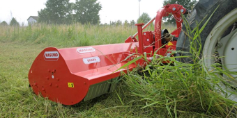 Slagklippare Maschio Brava L250 med Hammar eller Y-slagor Maschio Brava 250 med hyd.sidoförs. Storsäljare!
Arbetsbredd 257cm
Hydr.sidoförskjutning
Hammarslagor eller Y-slagor
55-80hk
650kg
K-axel ingår

Finns hemma i lager
Slagklippare betesputs

Ordinarepris: 80 100 kr