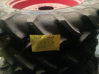 12.4X36 2 ST HJUL, NYA Michelin 12.4X36 2 ST HJUL NYA 