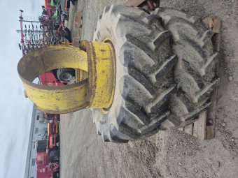 480/70R30 Dubbelmontage Övrigt 480/70R30 Dubbelmontage 
...
MNR 39850
...
PRIS EXKL. MOMS: 8500:-
...
Vi reserverar oss för felskrivning. Kontakta alltid oss innan du åker och tittar, så vi kan säkerställa att maskinen finns på plats.
