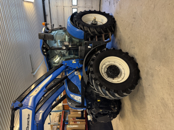 New Holland T7 270 AC Q7M Övrigt New Holland T7 270 AC Kontakta Claes Tidebro: 072-0504878