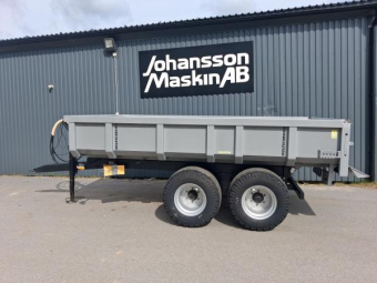 MULTICARGO DUMPERVAGN 9 TON Övrigt MULTICARGO DUMPERVAGN 9 TON Ord pris 197300 exkl moms, nu 169900 exkl moms
Hardox botten 6mm
Kombilucka med hydr. spridarläm
Bromsar en axel
Hjul 19,0/45-17