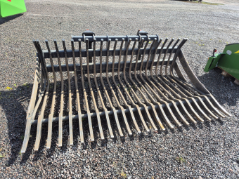 ÅLÖ STENGREP XL+ 280 Ålö ÅLÖ STENGREP XL+ 280 MNR: 40399
...
PRIS EXKL. MOMS: 39 000
...
Vi reserverar oss för felskrivning. Kontakta alltid oss innan du åker och tittar, så vi kan säkerställa att maskinen finns på plats.
