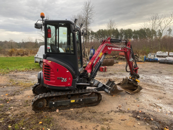 YANMAR VIO26 GRÄVARE (KUND) Yanmar VIO26 GRÄVARE KUNDFÖRMEDLING
...
HYTT MED VÄRME  GUMMILARV  EXTRA MOTVIKT  AUTO IDDLE
3:E & 4:E HYDRAULFUNKTION MED POTENTIOMETERS  
2 ST LED ARBETSBELYSNING FRAM  1 ST LED ARBETSBELYSNING BAK
ROTELLA  RADIO  KÖRPEDALER  YANMAR PREMIUM RÖD
3 SKOPOR
...
MNR 33073
...
PRIS EXKL. MOMS: 485.000:-
...
Vi reserverar oss för felskrivning. Kontakta alltid oss innan du åker och tittar, så vi kan säkerställa att maskinen finns på plats.
