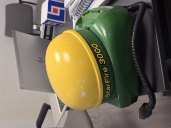 JOHN DEERE AMS STARFIRE 3000 MOTTAGARE John Deere AMS STARFIRE 3000 MOTTAGARE MNR 37189
...
PRIS EXKL. MOMS: 18.500:-
...
Vi reserverar oss för felskrivning. Kontakta alltid oss innan du åker och tittar, så vi kan säkerställa att maskinen finns på plats.
