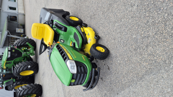 JOHN DEERE X155R ROTORMASKIN John Deere JOHN DEERE X155R ROTORMASKIN GRÄSKLIPPARE MED UPPSAMLARE
...
MNR 15154
...
PRIS EXKL. MOMS: 24 000:-
...
Vi reserverar oss för felskrivning. Kontakta alltid oss innan du åker och tittar, så vi kan säkerställa att maskinen finns på plats.

