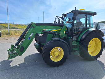JOHN DEERE 5125R C8 TRAKTOR John Deere JOHN DEERE 5125R TRAKTOR TRIMA LASTARE, 
FJÄDRAD FRAMAXEL 
C8 TRANSMISSION
...
MNR 26094
...
PRIS EXKL. MOMS: 635 000:-
...
Vi reserverar oss för felskrivning. Kontakta alltid oss innan du åker och tittar, så vi kan säkerställa att maskinen finns på plats.

