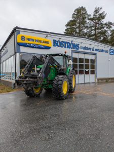 JOHN DEERE 6.190R John Deere 6.190 R Trima 6.1
Däck ca 40%
GPS NEJ
Powerquad växellåda