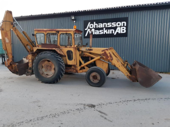 MASSSEY FERGUSON 50R TRAKTORGRÄVARE Övrigt MASSSEY FERGUSON 50R TRAKTORGR 50000 ex moms
Grävskopa+ Skopa fram
Konverter drift F/B
220v motorvärmare
16,9-30
Lätt Starar går fint