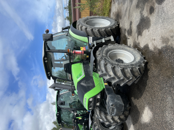 Traktor Deutz Agrotron TTV 430DCR Övrigt Agrotron TTV 430 Steglös låda.
Nyservad.
Ring för mer info.