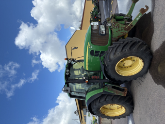 JOHN DEERE 7430 TRAKTOR John Deere 7430 TRAKTOR DUBBELMONTAGE
...
MNR 31552
...
PRIS EXKL. MOMS: 539.000:-
...
Vi reserverar oss för felskrivning. Kontakta alltid oss innan du åker och tittar, så vi kan säkerställa att maskinen finns på plats.
