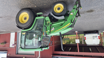 JOHN DEERE 3520 KOMPAKTTRAKTOR (KUND) John Deere 3520 KOMPAKTTRAKTOR (KUND) KUNDFÖRMEDLING
...
JOHN DEERE 300CX LASTARE MED SKOPA
VIKPLOG
SANDSPRIDARE
...
MNR 97513
...
PRIS EXKL. MOMS: 170.000:-
...
Vi reserverar oss för felskrivning. Kontakta alltid oss innan du åker och tittar, så vi kan säkerställa att maskinen finns på plats.
