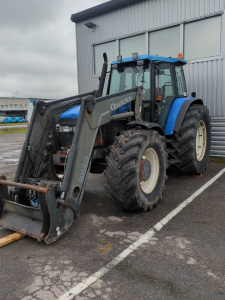 NEW HOLLAND 8560  ÅLÖ 980 ST BM New Holland 8560 
