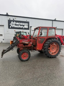 VOLVO BM 430 LASTARE QUICKE TRIMA (UPPDRAG) Övrigt VOLVO BM 430 LASTARE QUICKE TR 13,6-36
Servostyrning
Trima fäste

Står i Ö-vik
0660-59982