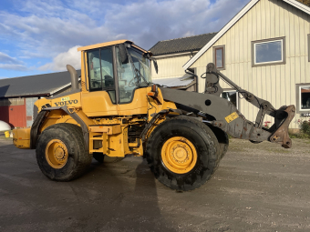 VOLVO BM L90F LASTMASKIN (KUND) Volvo VOLVO BM L90F LASTMASKIN KUND KUNDFÖRMEDLING
...
MNR 31401
...
PRIS EXKL. MOMS: 495 000:-
...
Vi reserverar oss för felskrivning. Kontakta alltid oss innan du åker och tittar, så vi kan säkerställa att maskinen finns på plats.
